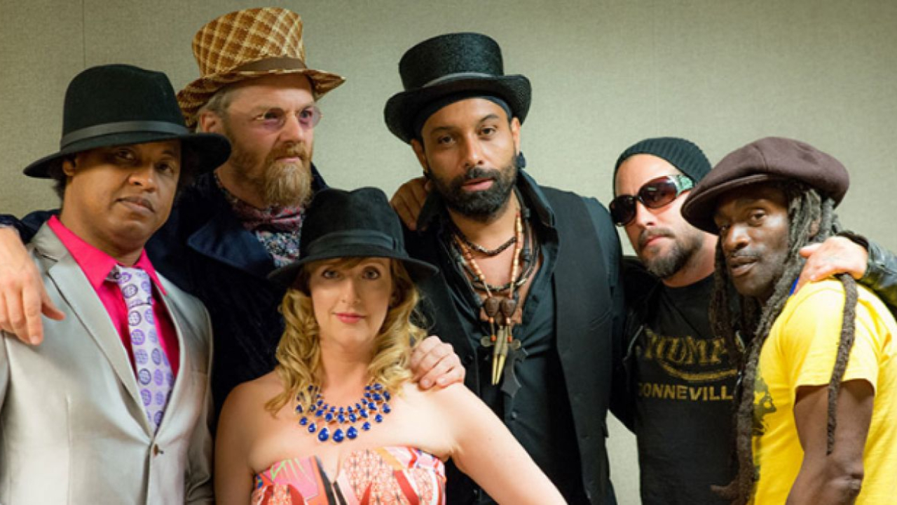 Brooklyn Funk Essentials toujours aussi fort avec "Bust the Bus Stop"