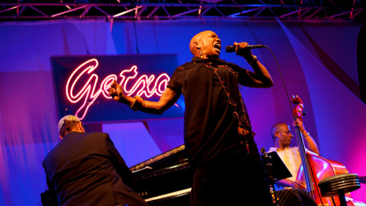 Dee Dee Bridgewater, 76 ans de libert&eacute; entre jazz, Broadway et Paris