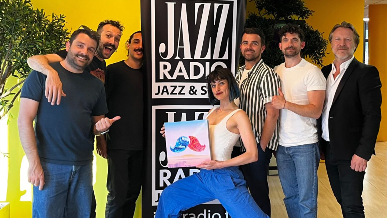 Deluxe se confie sur l'écriture de leur nouvel album "Ça fait plaisir" : "On s'est fait de plus en plus confiance entre nous"