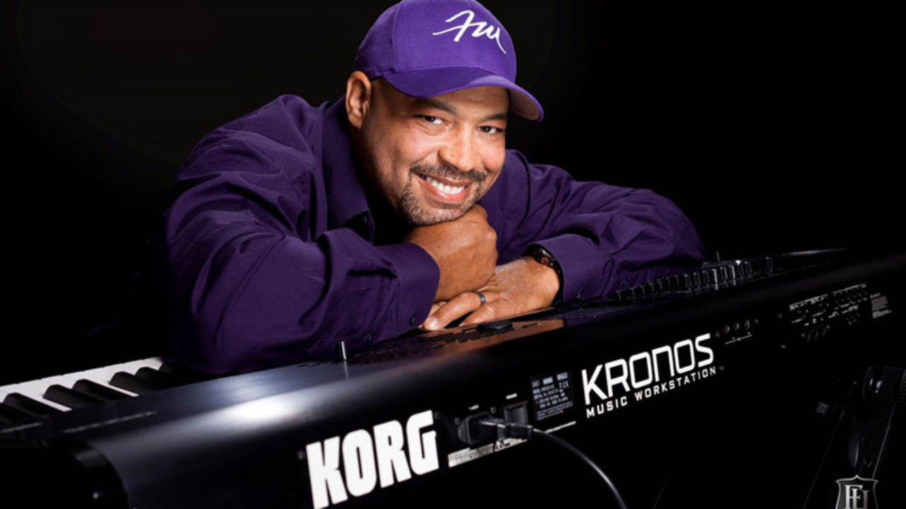 Frank McComb f&ecirc;te son anniversaire : hommage &agrave; l'un des plus grands talents cach&eacute;s de la soul et du jazz