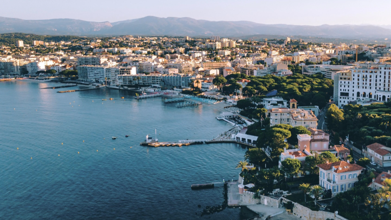 Ibrahim Maalouf, Jamie Cullum et Herbie Hancock : la très jolie programmation de Jazz à Juan ! Ibrahim Maalouf, Jamie Cullum et Herbie Hancock : la très jolie programmation de Jazz à Juan !