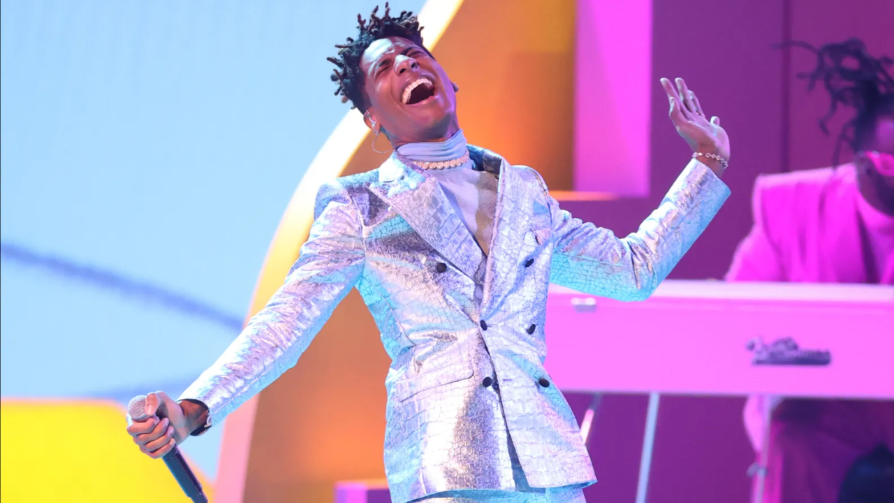 Jon Batiste : un 2025 remarquable entre scènes, télévision et album Jon Batiste : un 2025 remarquable entre scènes, télévision et album