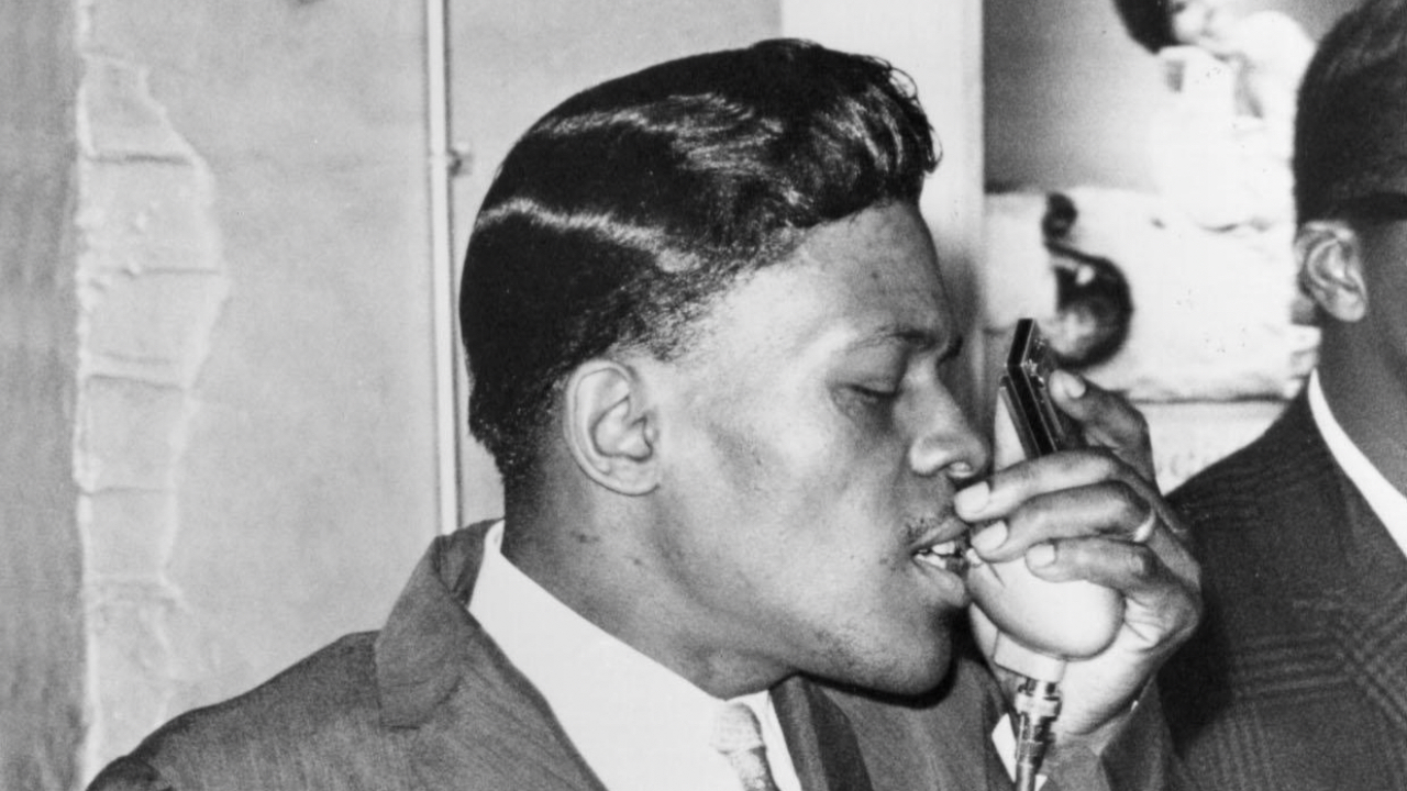 Junior Wells : rétrospective sur la voix et l’harmonica du Chicago blues