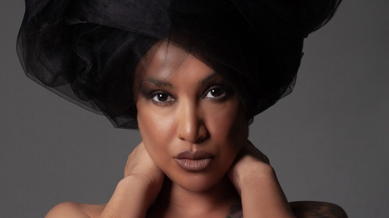 Lady Blackbird, aux origines d&rsquo;une voix libre : retour sur The Singles