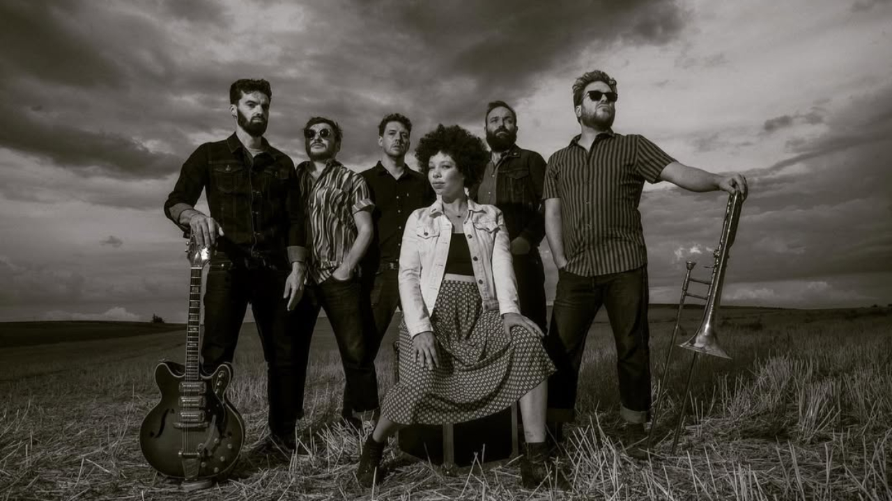 Le groupe lyonnais The Buttshakers dévoile son troisième album "Lessons In Love" Le groupe lyonnais The Buttshakers dévoile son troisième album "Lessons In Love"