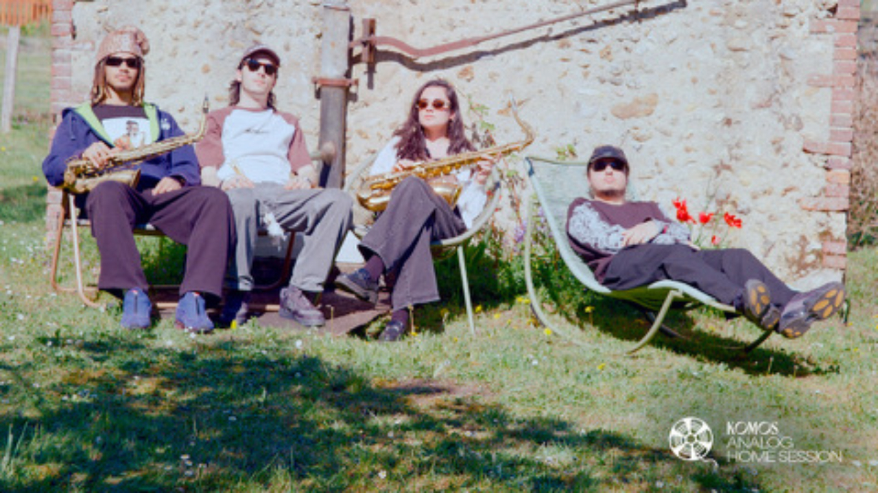 Le jeune groupe KOMA annonce son nouvel album "SPIRITS" Le jeune groupe KOMA annonce son nouvel album "SPIRITS"