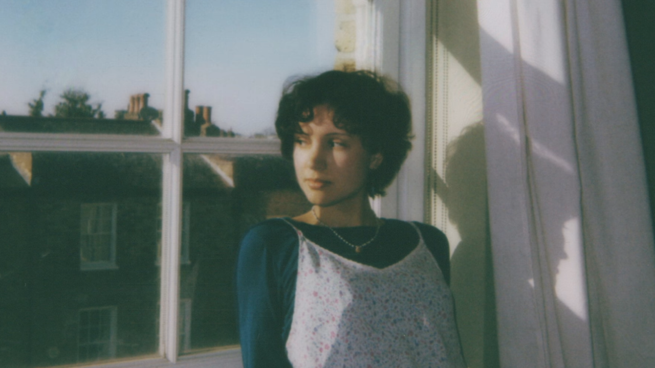 Liana Flores dévoile "And so it goes…", un nouvel EP entre bossa nova et pop Liana Flores dévoile "And so it goes…", un nouvel EP entre bossa nova et pop