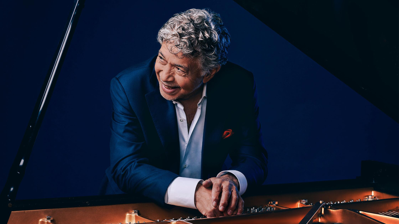 Monty Alexander : le virtuose jama&iuml;cain d&eacute;voile "You make me feel brand new"