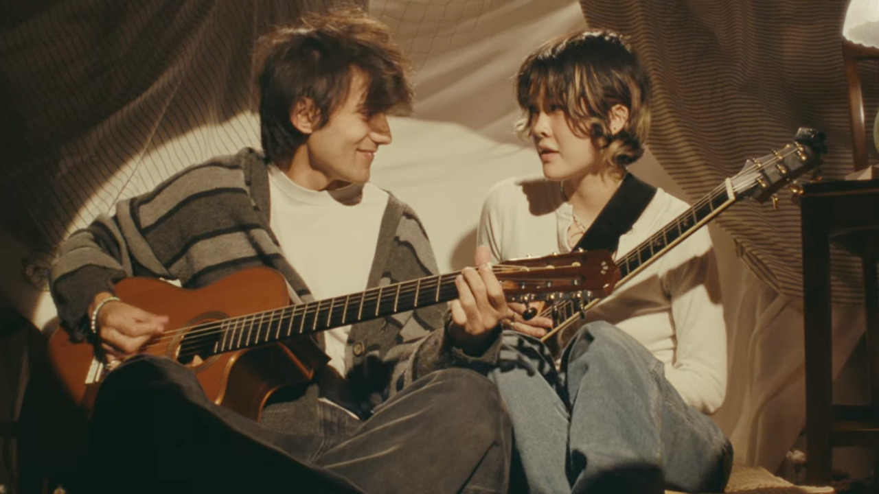 ARON! d&eacute;voile un nouveau single en duo avec MEI SEMONES