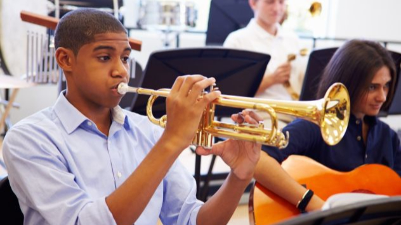 Pourquoi le jazz revient dans les playlists des jeunes ?