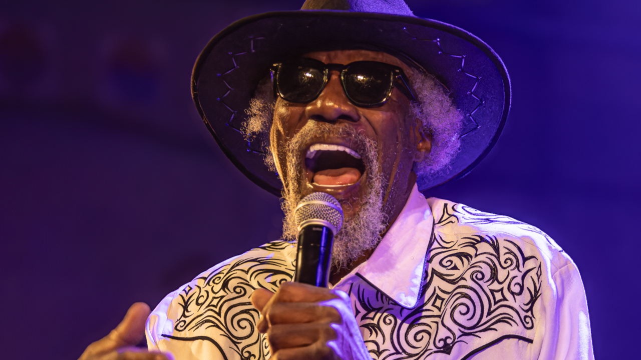 Robert Finley de retour sur sc&egrave;ne : le bluesman s'installe en France en novembre 2026