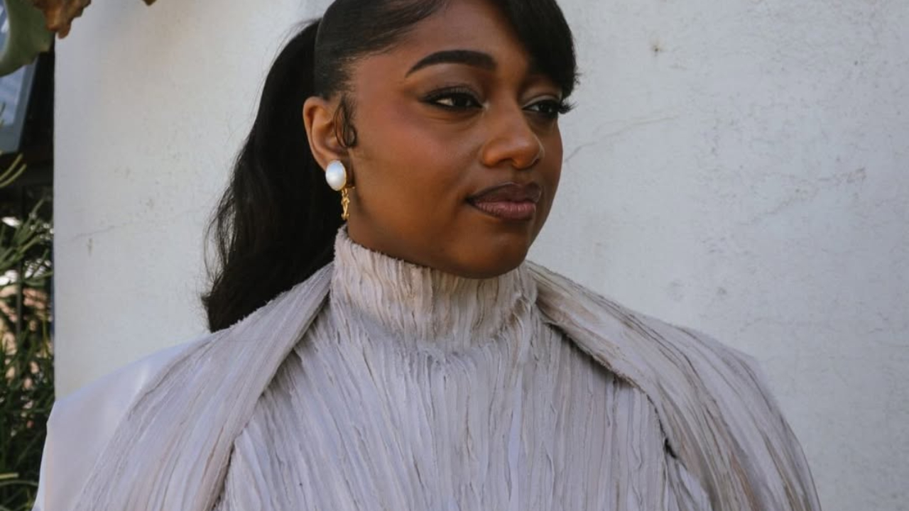 Samara Joy illumine le mus&eacute;e du Louvre avec une prestation incroyable !