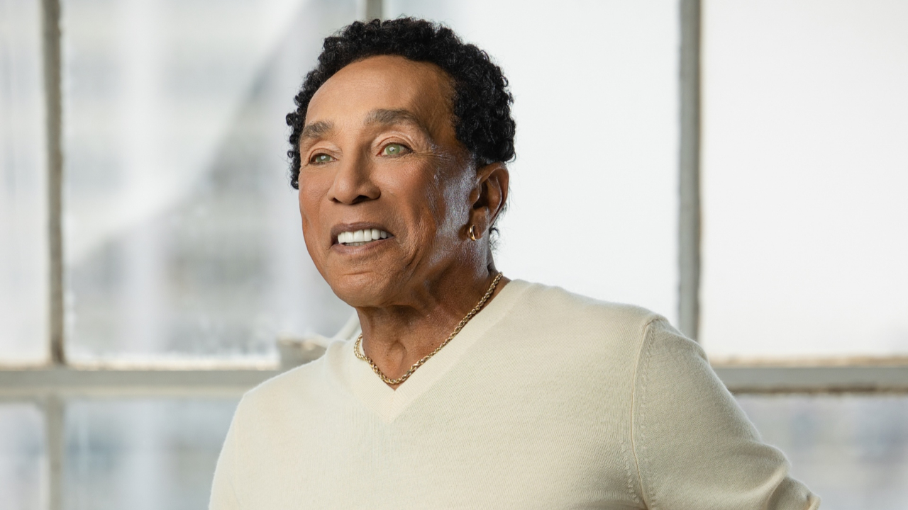 Smokey Robinson : sa d&eacute;fense s'enlise, les avocats des victimes furieux