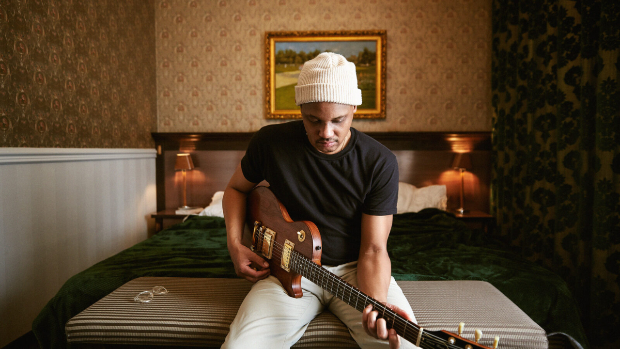 Son Little de retour après 3 ans d'absence avec son single "In Orbit"