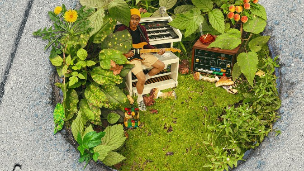 Son Little envo&ucirc;tant dans son tout nouveau single "Cherry"