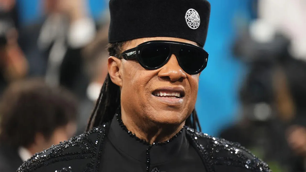 Stevie Wonder dévoile quatre titres inédits pour les 50 ans de "Songs in the Key of Life" Stevie Wonder dévoile quatre titres inédits pour les 50 ans de "Songs in the Key of Life"