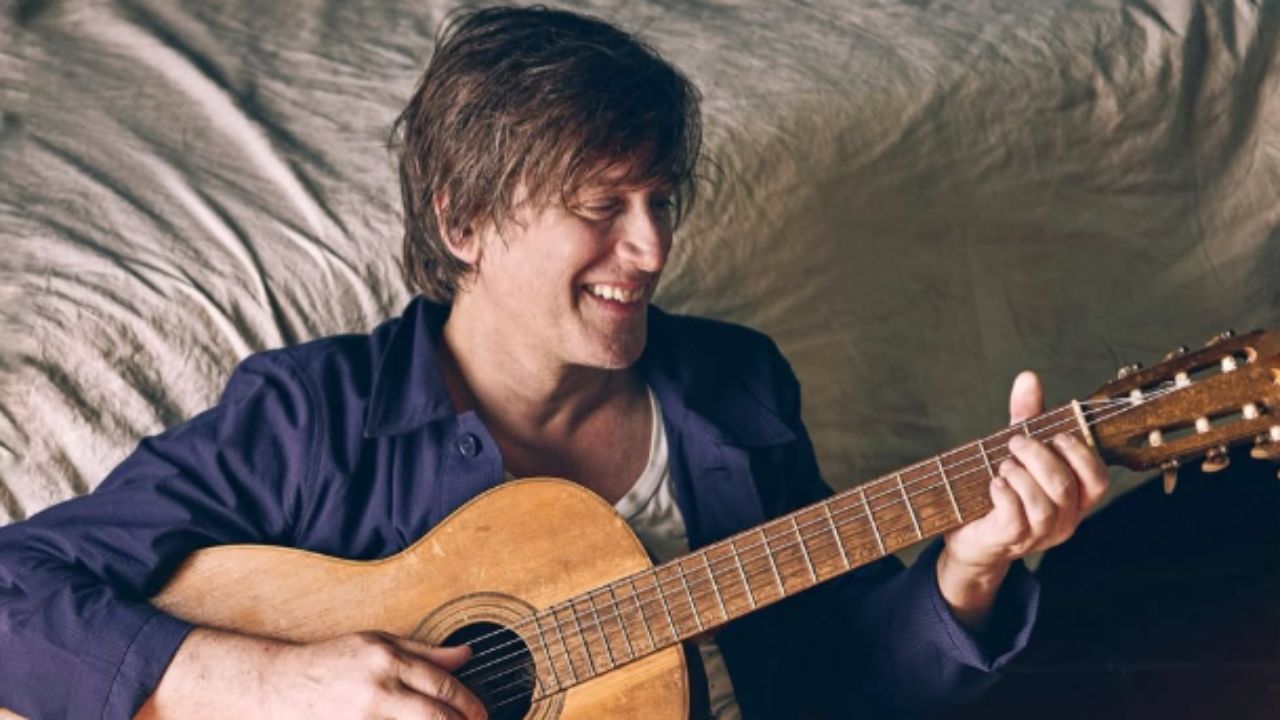 Thomas Dutronc, deux ans après la mort de Françoise Hardy : « La blessure a un peu cicatrisé » Thomas Dutronc, deux ans après la mort de Françoise Hardy : « La blessure a un peu cicatrisé »