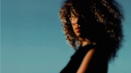 Annie Lalalove annonce son nouvel album "Let it be Blue"