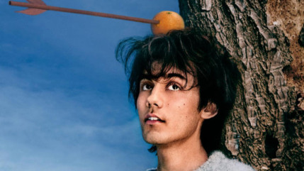 Aron! annonce le tout premier album de sa carrière, "Too Close For Running" Aron! annonce le tout premier album de sa carrière, "Too Close For Running"