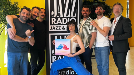 Deluxe, toujours à la recherche de proximité avec leur public : "Mais on adore revenir dans la rue, jouer comme quand on a commencé"