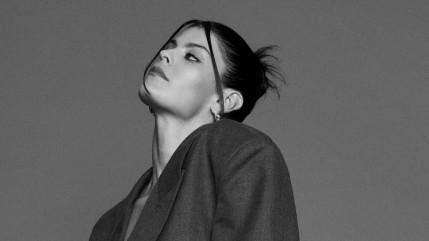 Gabrielle Cavassa f&ecirc;te ses 32 ans : retour sur le parcours d&rsquo;une artiste qui a marqu&eacute; la sc&egrave;ne fran&ccedil;aise