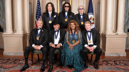Gloria Gaynor r&eacute;compens&eacute;e par Donald Trump aux Kennedy Center Honors