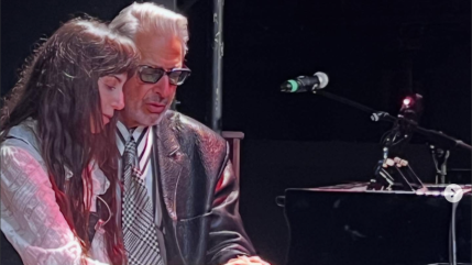 Jeff Goldblum et dodie revisitent "Mean To Me" Jeff Goldblum et dodie revisitent "Mean To Me"