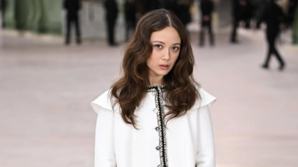 Laufey dévoile son nouveau single "Silver Lining"