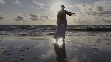 Nadia Labrie d&eacute;voile un &eacute;norme coffret en hommage &agrave; Claude Bolling