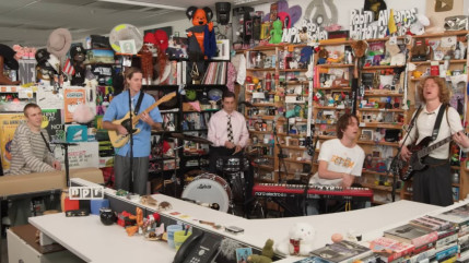 Parcels : découvrez leur magnifique performance pour leur Tiny Desk Concert Parcels : découvrez leur magnifique performance pour leur Tiny Desk Concert