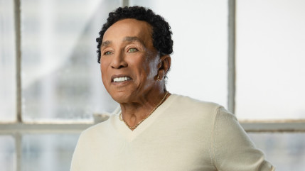 Smokey Robinson : sa d&eacute;fense s'enlise, les avocats des victimes furieux